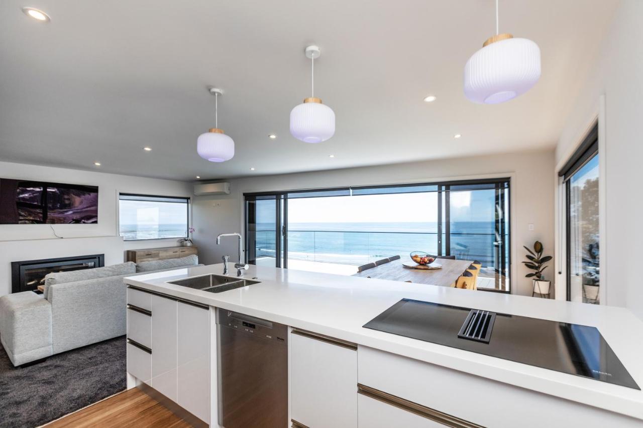 Oakura Beach Front Apartments Extérieur photo