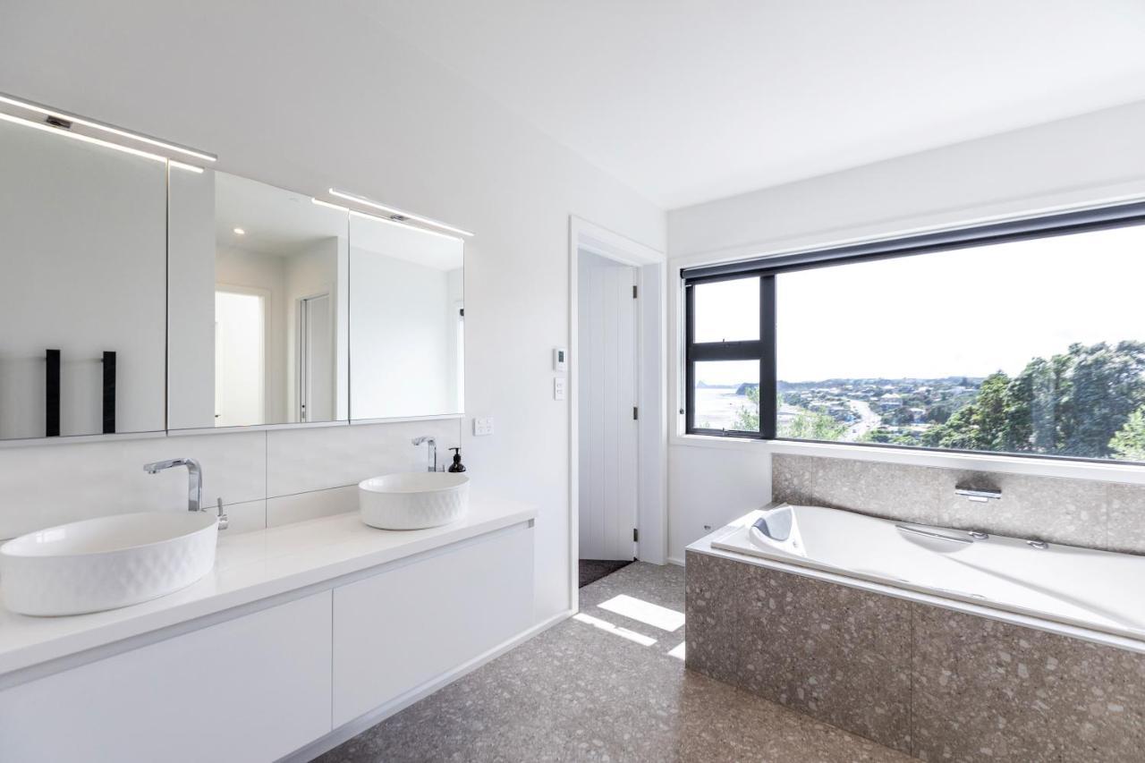 Oakura Beach Front Apartments Extérieur photo