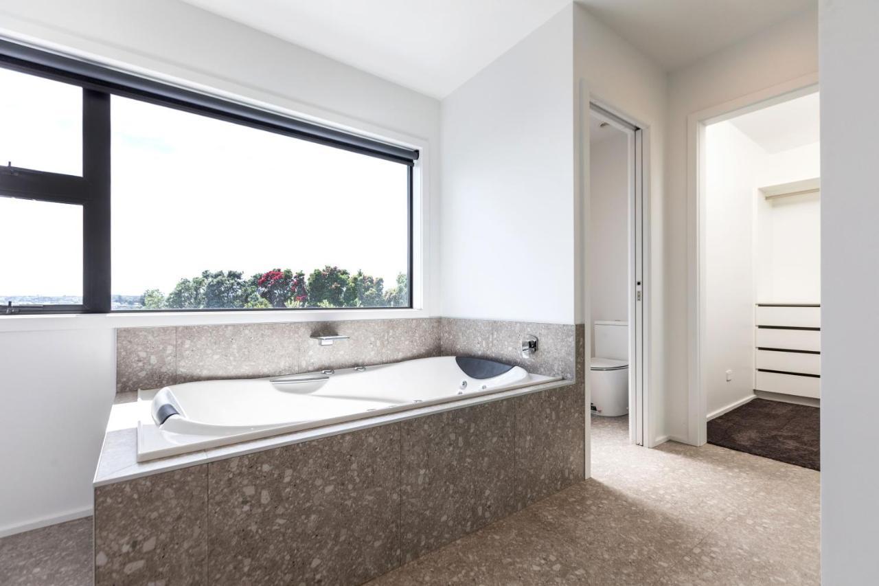 Oakura Beach Front Apartments Extérieur photo