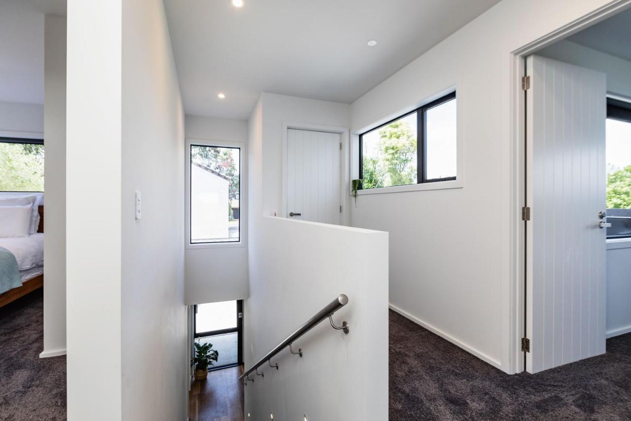 Oakura Beach Front Apartments Extérieur photo